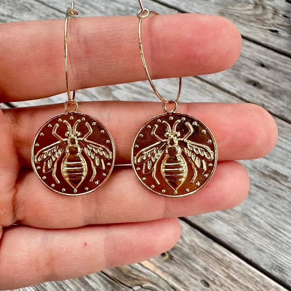Vintage Jewelry Bee Earrings Gold Tone Bee Earrings Flying Insect Earrings